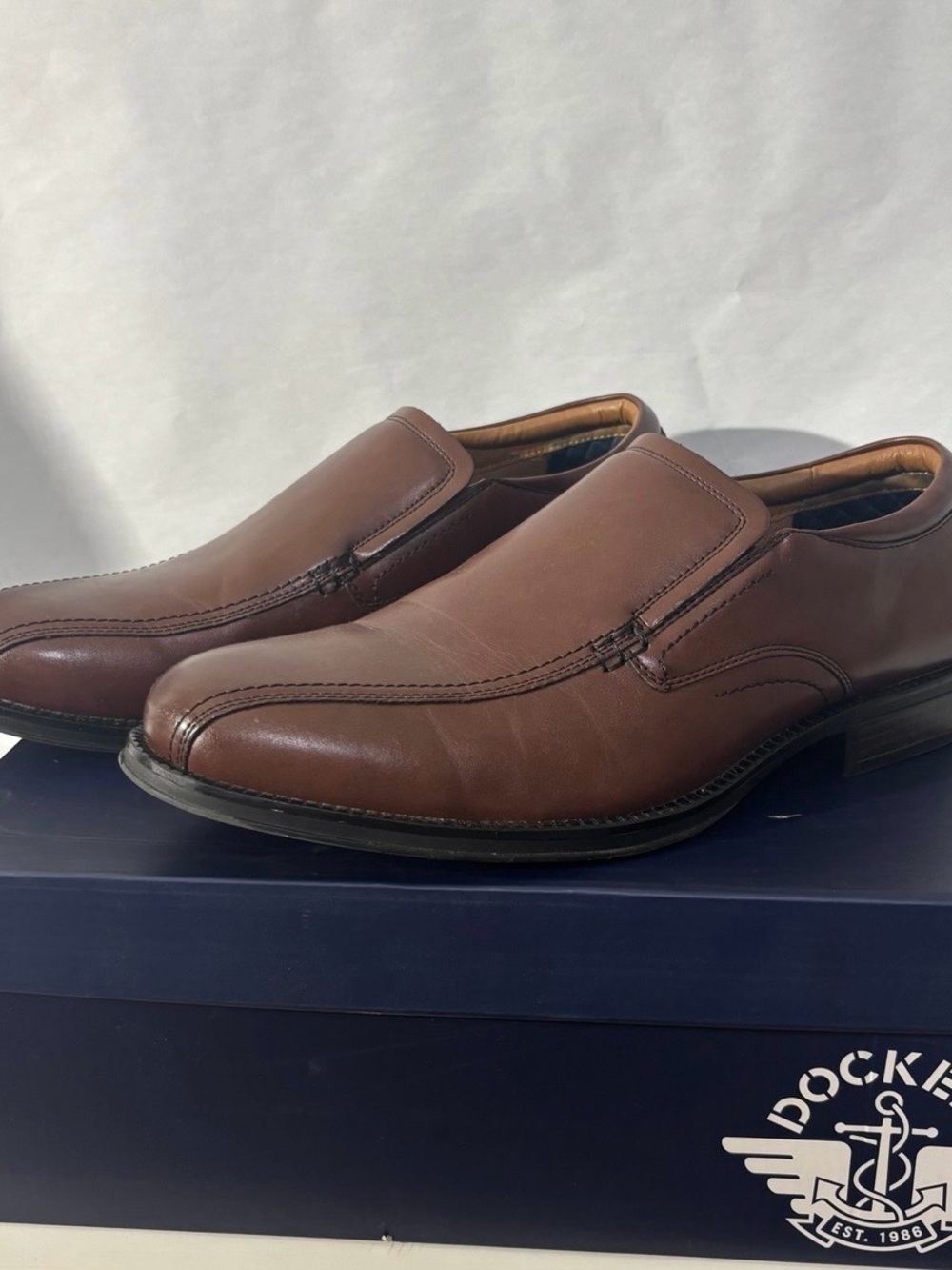 Dockers Greer Men’s Brown Leather Slip-On Dress Shoes – Size 12W